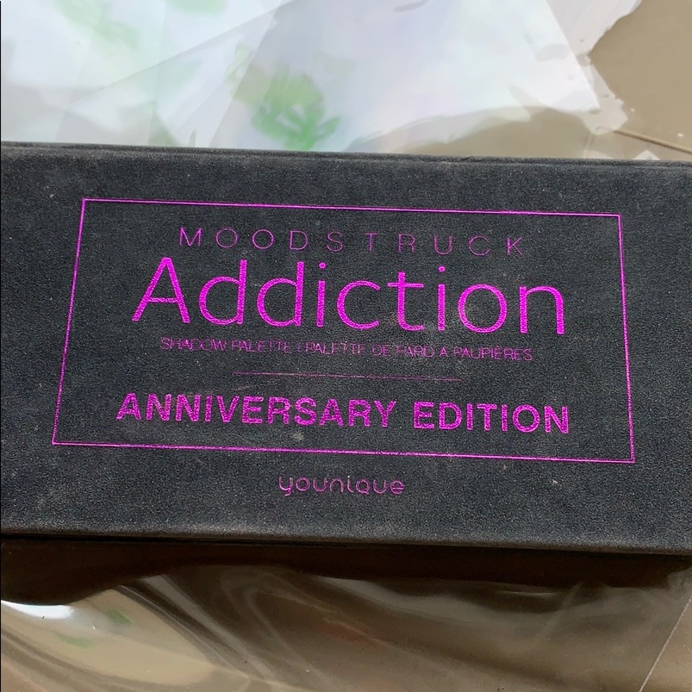Anniversary Edition Shadow Palette